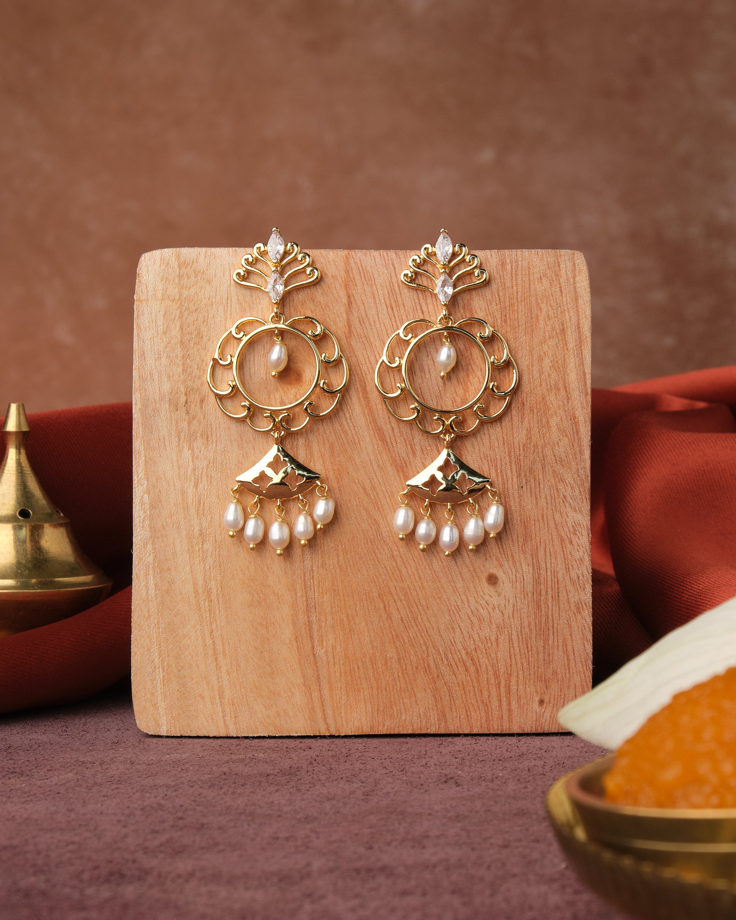 Buy CRUNCHY FASHION Gold-Plated Embelished Yellow Kundan and Faux Pearl  Jhumka Earrings Alloy Jhumki Earring () Online at Best Prices in India -  JioMart.